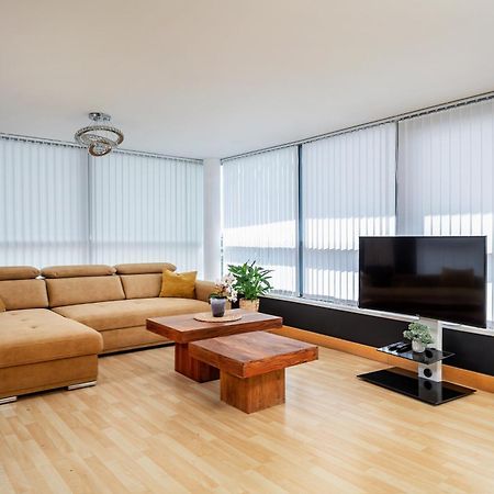 Large Central Penthouse In Leeds Leeds  Exteriör bild