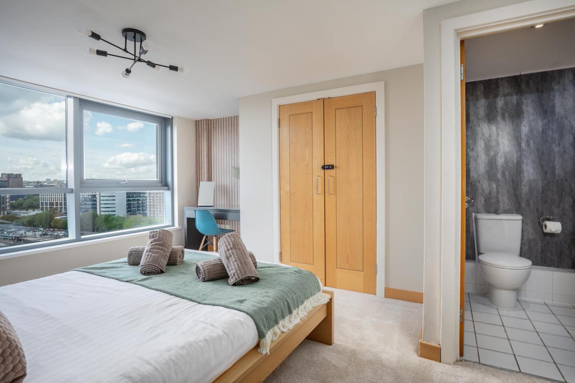 Large Central Penthouse In Leeds Leeds  Exteriör bild